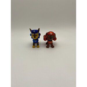 Spin Masters Paw Patrol Metallic Action Pack Pup & Badge Zuma and Chase Figurine